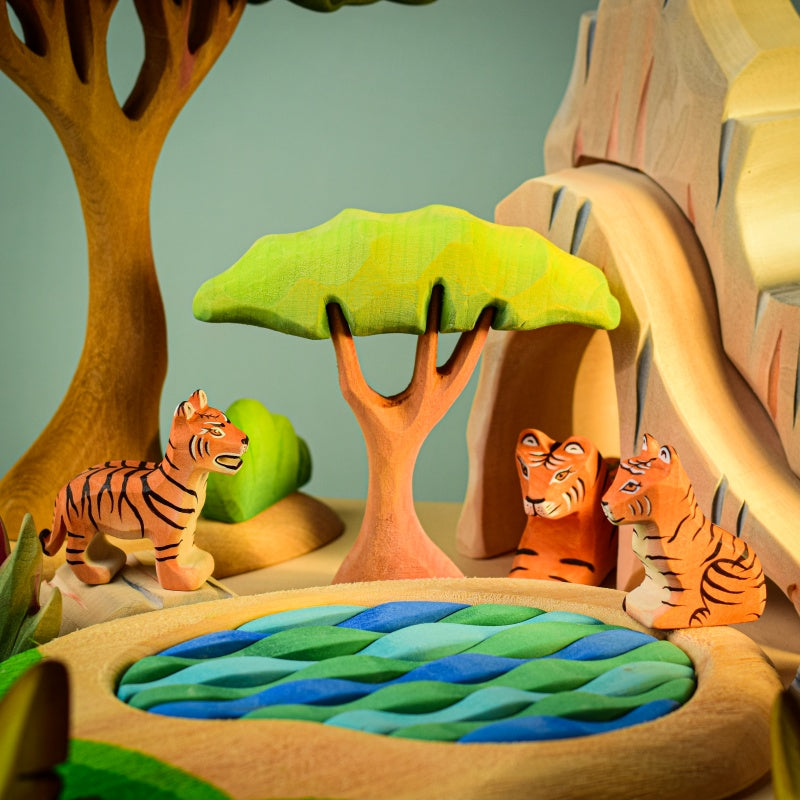 Bumbu Toys Large Acacia Tree