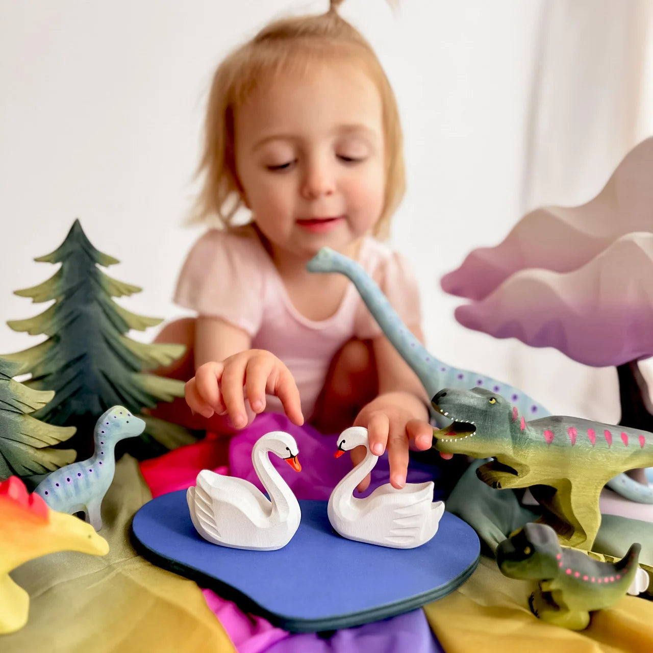 Bumbu Toys Heart Lake and Swan Set
