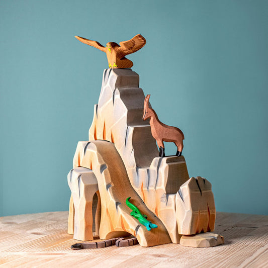 Bumbu Toy Cliff, Eagle, Mountain Goat, Snake and Lizard SET