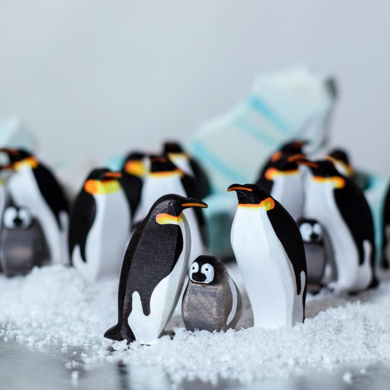 Bumbu Toy Wooden Emperor Penguin Male