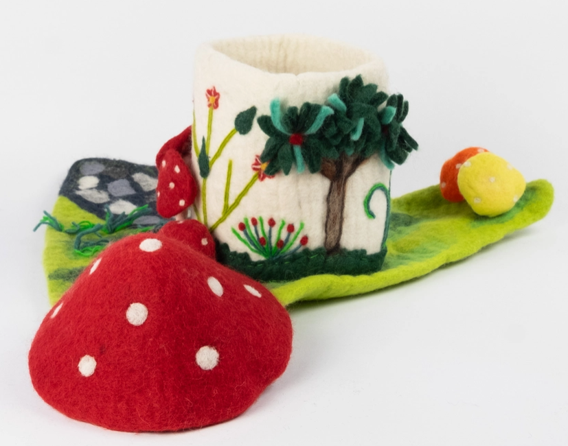 Magic Mushroom Felt Fairy playhouse | Play-mat for Finger Puppets