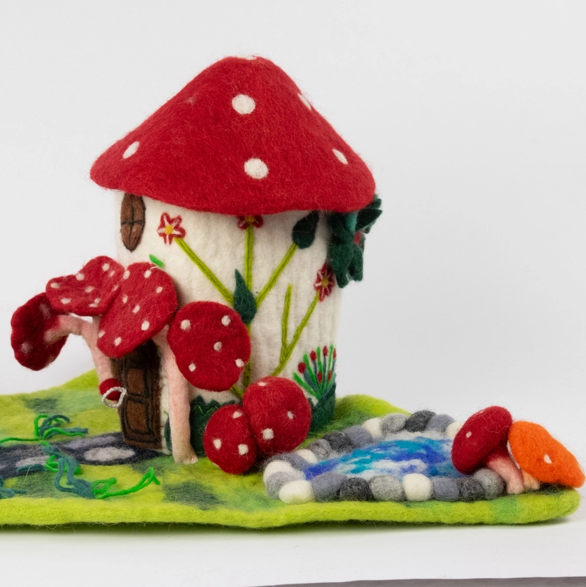 Magic Mushroom Felt Fairy playhouse | Play-mat for Finger Puppets