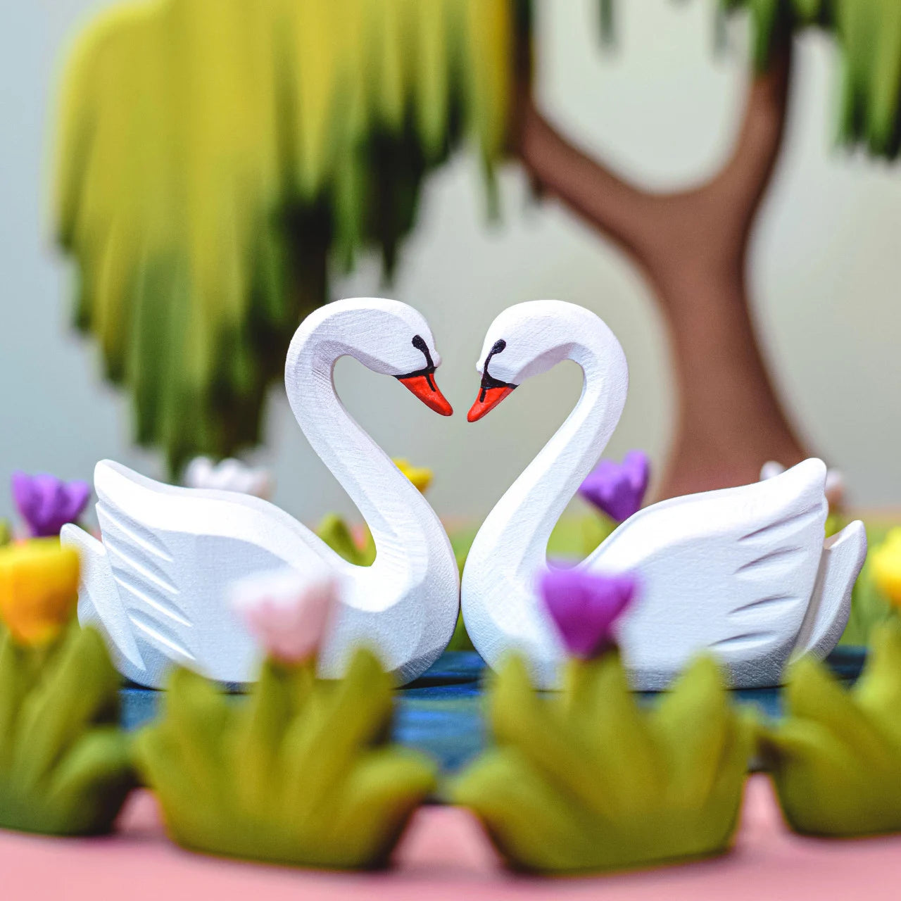 Bumbu Toys Heart Lake and Swan Set