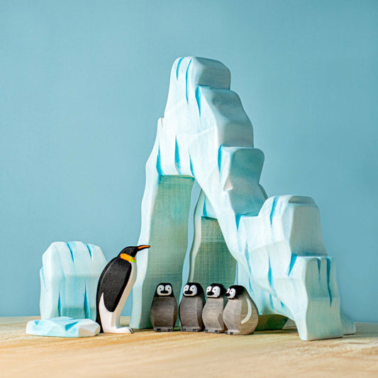 Bumbu Toys - Icy Cliffs and Penguin Family SET